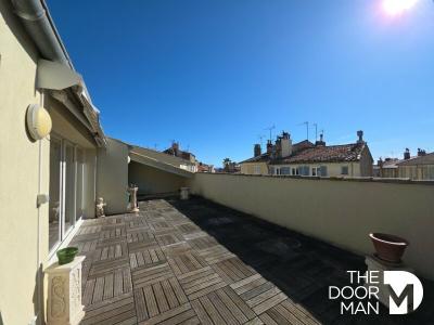 Acheter Appartement 193 m2 Hyeres