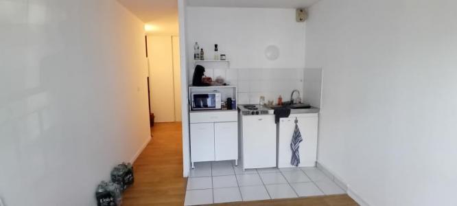 For rent Bouscat 1 room 21 m2 Gironde (33110) photo 3