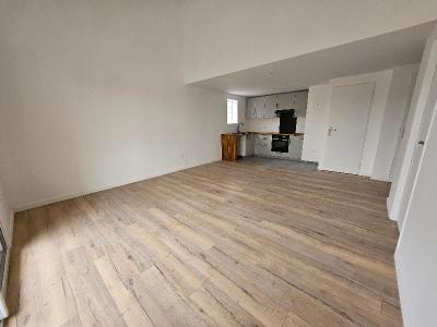 For rent Cenon 5 rooms 94 m2 Gironde (33150) photo 1
