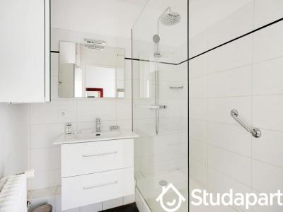 Louer Appartement Paris-10eme-arrondissement 1700 euros