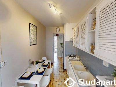 Louer Appartement Lyon-7eme-arrondissement 595 euros