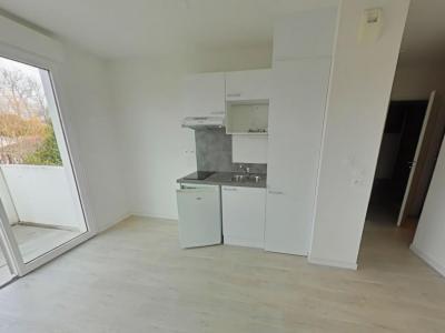 For rent Carbon-blanc 2 rooms 44 m2 Gironde (33560) photo 1
