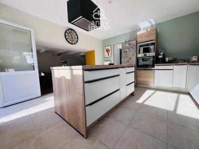 For sale Chateauneuf-sur-charente 6 rooms 130 m2 Charente (16120) photo 3