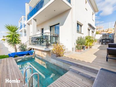 For sale Narbonne 5 rooms 131 m2 Aude (11100) photo 0