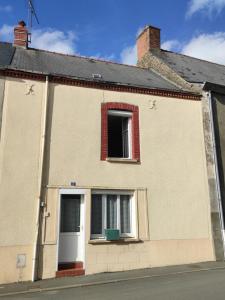 For sale Sainte-gemmes-le-robert 5 rooms 83 m2 Mayenne (53600) photo 0