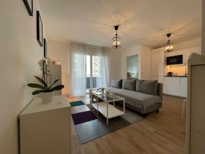 For rent Marseille-6eme-arrondissement 2 rooms 39 m2 Bouches du Rhone (13006) photo 3