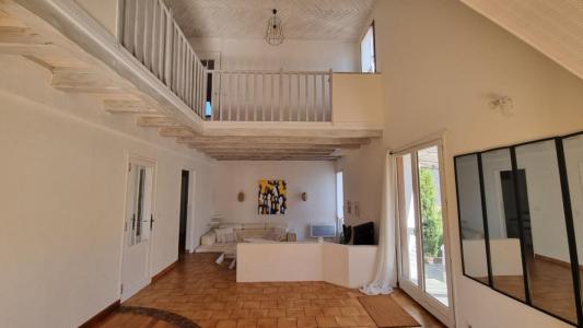 For sale Sainte-genevieve-des-bois 8 rooms 156 m2 Essonne (91700) photo 0