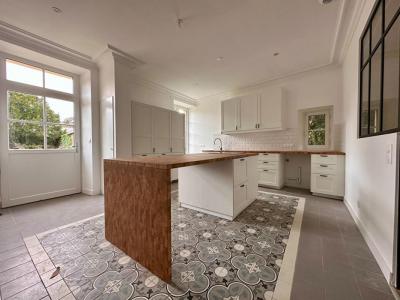 For rent Chapelle-sur-erdre 6 rooms 115 m2 Loire atlantique (44240) photo 4