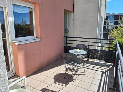 For sale Meyzieu 4 rooms 73 m2 Rhone (69330) photo 0