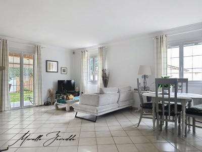 For sale Redessan 5 rooms 101 m2 Gard (30129) photo 1