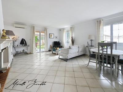 For sale Redessan 5 rooms 101 m2 Gard (30129) photo 2