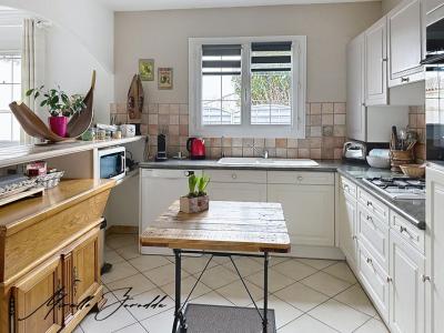 For sale Redessan 5 rooms 101 m2 Gard (30129) photo 4