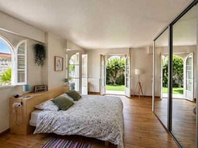For sale Garenne-colombes 7 rooms 138 m2 Hauts de Seine (92250) photo 3