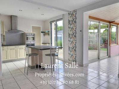 For sale Rochefort-en-terre 5 rooms 113 m2 Morbihan (56220) photo 4