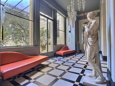 For sale Bordeaux 8 rooms 310 m2 Gironde (33000) photo 0