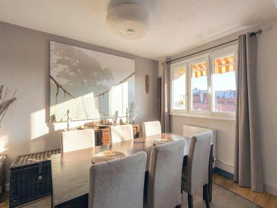 For sale Lyon-8eme-arrondissement 4 rooms 80 m2 Rhone (69008) photo 2
