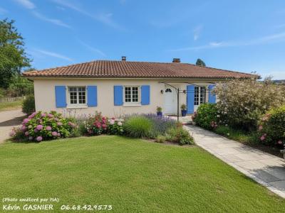 For sale Roullet-saint-estephe 4 rooms 93 m2 Charente (16440) photo 0