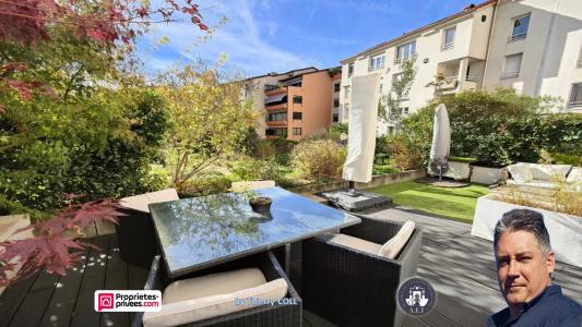 For sale Lyon-7eme-arrondissement 3 rooms 75 m2 Rhone (69007) photo 1