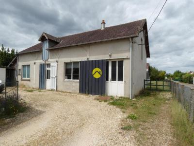 For sale Aubigny-sur-nere 1 room 275 m2 Cher (18700) photo 0