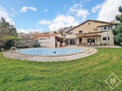 For sale Marseille-13eme-arrondissement 7 rooms 282 m2 Bouches du Rhone (13013) photo 0