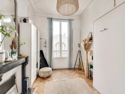 Acheter Appartement Paris-10eme-arrondissement 598000 euros