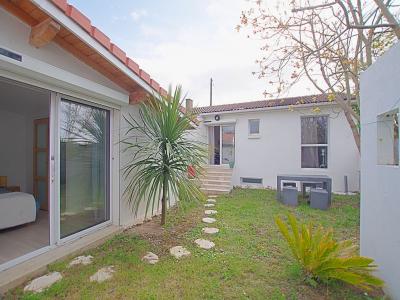 For sale 3KM DU CENTRE BOURG 6 rooms 121 m2 Vendee (85340) photo 0