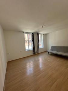 For sale Lille 8 rooms 99 m2 Nord (59000) photo 0
