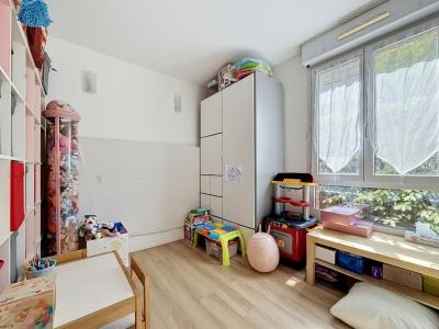 For sale Villejuif 4 rooms 77 m2 Val de Marne (94800) photo 4