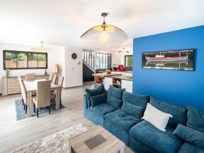 For sale Saint-germain-d'esteuil 4 rooms 90 m2 Gironde (33340) photo 1