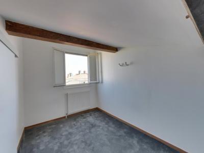 For sale Lyon-4eme-arrondissement 2 rooms 46 m2 Rhone (69004) photo 3