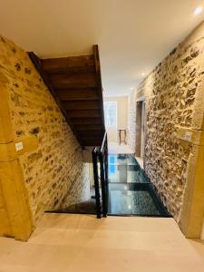 Annonce Vente 8 pi�ces Maison Saint-christophe-en-brionnais 71