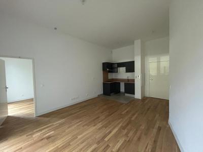 For rent Colombes 2 rooms 40 m2 Hauts de Seine (92700) photo 1