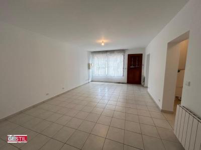 For rent Auvers-sur-oise 3 rooms 52 m2 Val d'Oise (95430) photo 2