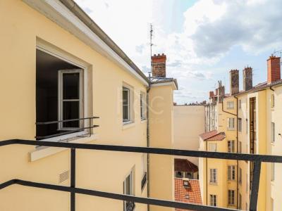 For sale Lyon-2eme-arrondissement 3 rooms 80 m2 Rhone (69002) photo 1