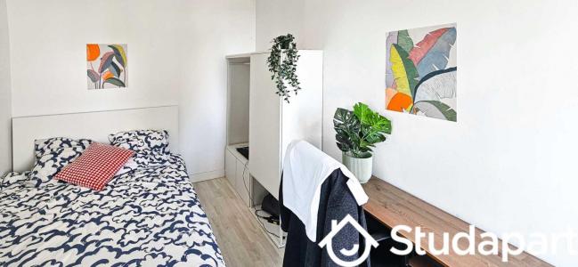 For rent Villeurbanne 1 room 92 m2 Rhone (69100) photo 1