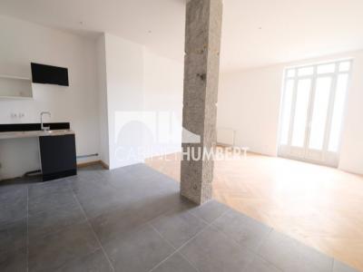 Louer Appartement 102 m2 Saint-etienne