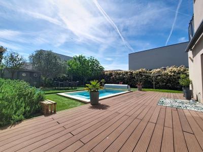 For sale Saint-priest 4 rooms 91 m2 Rhone (69800) photo 4