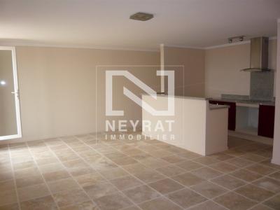 Louer Appartement Seillans 1082 euros