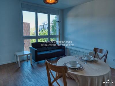 For rent Issy-les-moulineaux 2 rooms 43 m2 Hauts de Seine (92130) photo 1