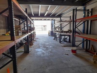 For sale ZONE AVON 230 m2 Bouches du Rhone (13120) photo 0