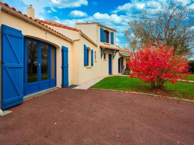 For sale Saint-fiacre-sur-maine 8 rooms 168 m2 Loire atlantique (44690) photo 0