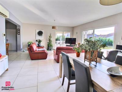 Acheter Maison Muy 585000 euros