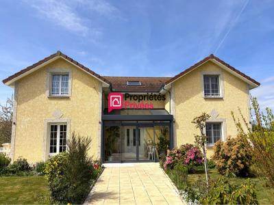 For sale Saint-georges-de-mons 7 rooms 231 m2 Puy de dome (63780) photo 0