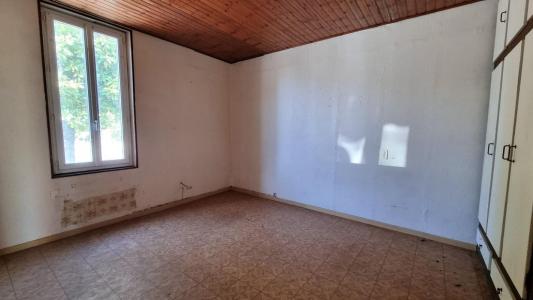 For sale Lucon 4 rooms 118 m2 Vendee (85400) photo 1