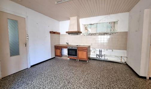 For sale Lucon 4 rooms 118 m2 Vendee (85400) photo 3