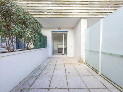 For sale Bordeaux 2 rooms 47 m2 Gironde (33200) photo 0