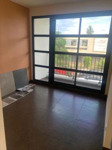 Louer Bureau 54 m2 Saint-paul