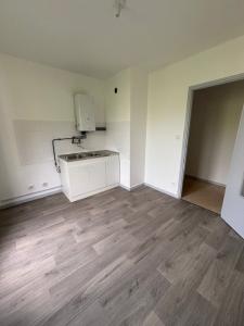 For rent Romans-sur-isere 6 rooms 94 m2 Drome (26100) photo 2