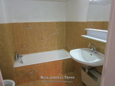 For rent Lyon-2eme-arrondissement 2 rooms 27 m2 Rhone (69002) photo 4