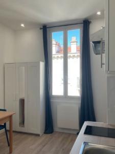 Louer Appartement 17 m2 Nice